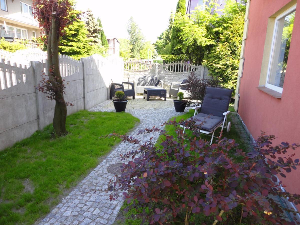 Bed and Breakfast Marmonoli Ustka Esterno foto