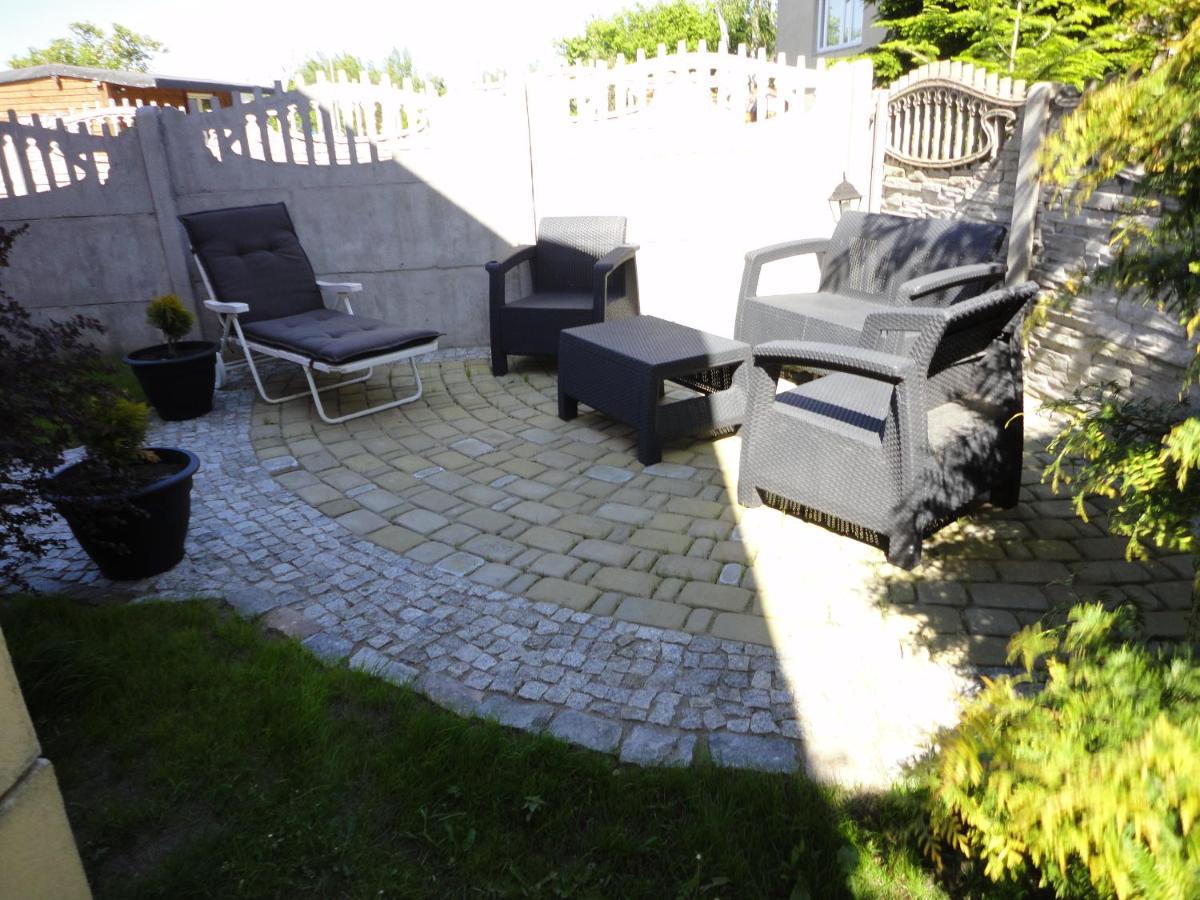 Bed and Breakfast Marmonoli Ustka Esterno foto