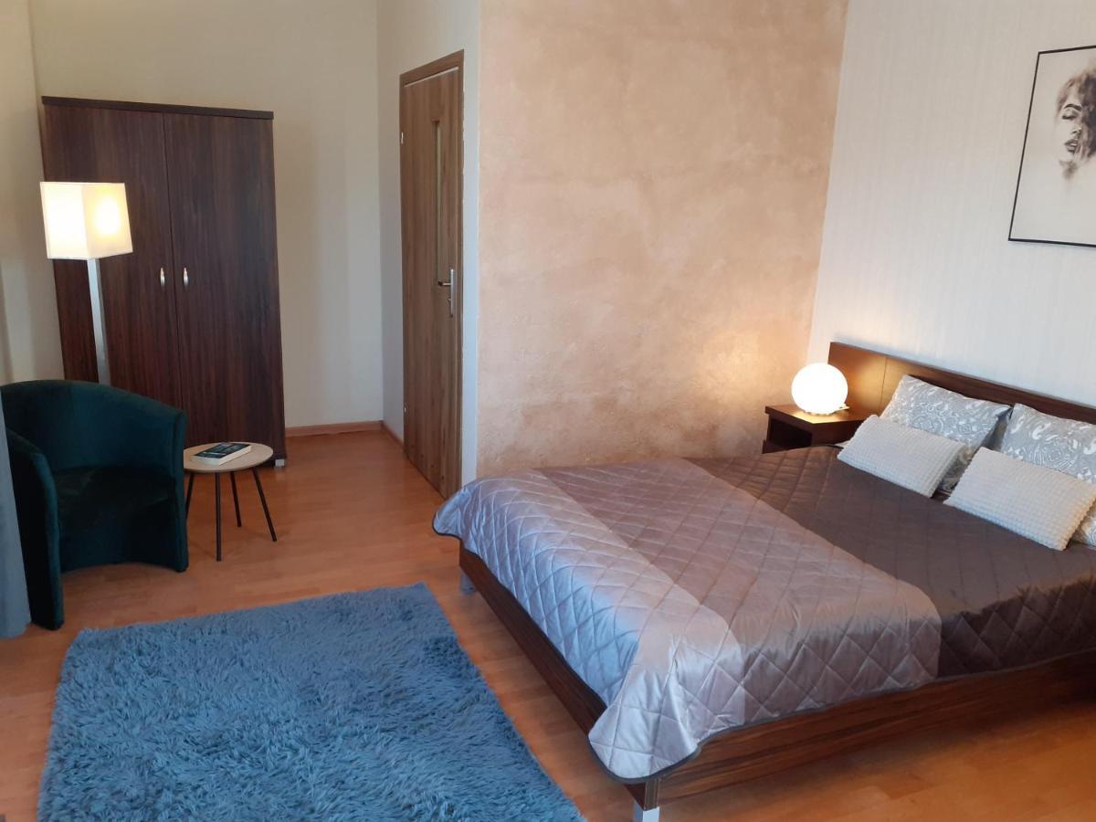 Bed and Breakfast Marmonoli Ustka Esterno foto