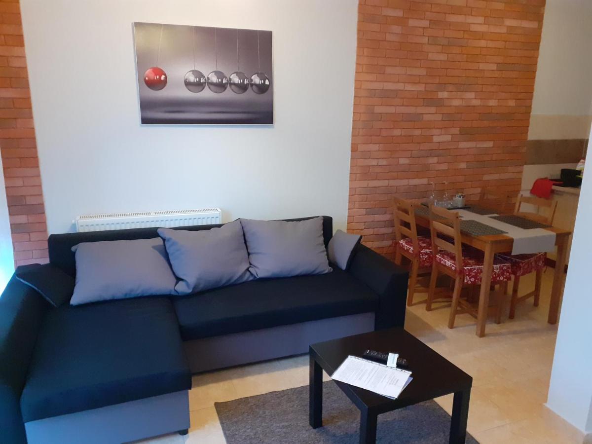 Bed and Breakfast Marmonoli Ustka Esterno foto