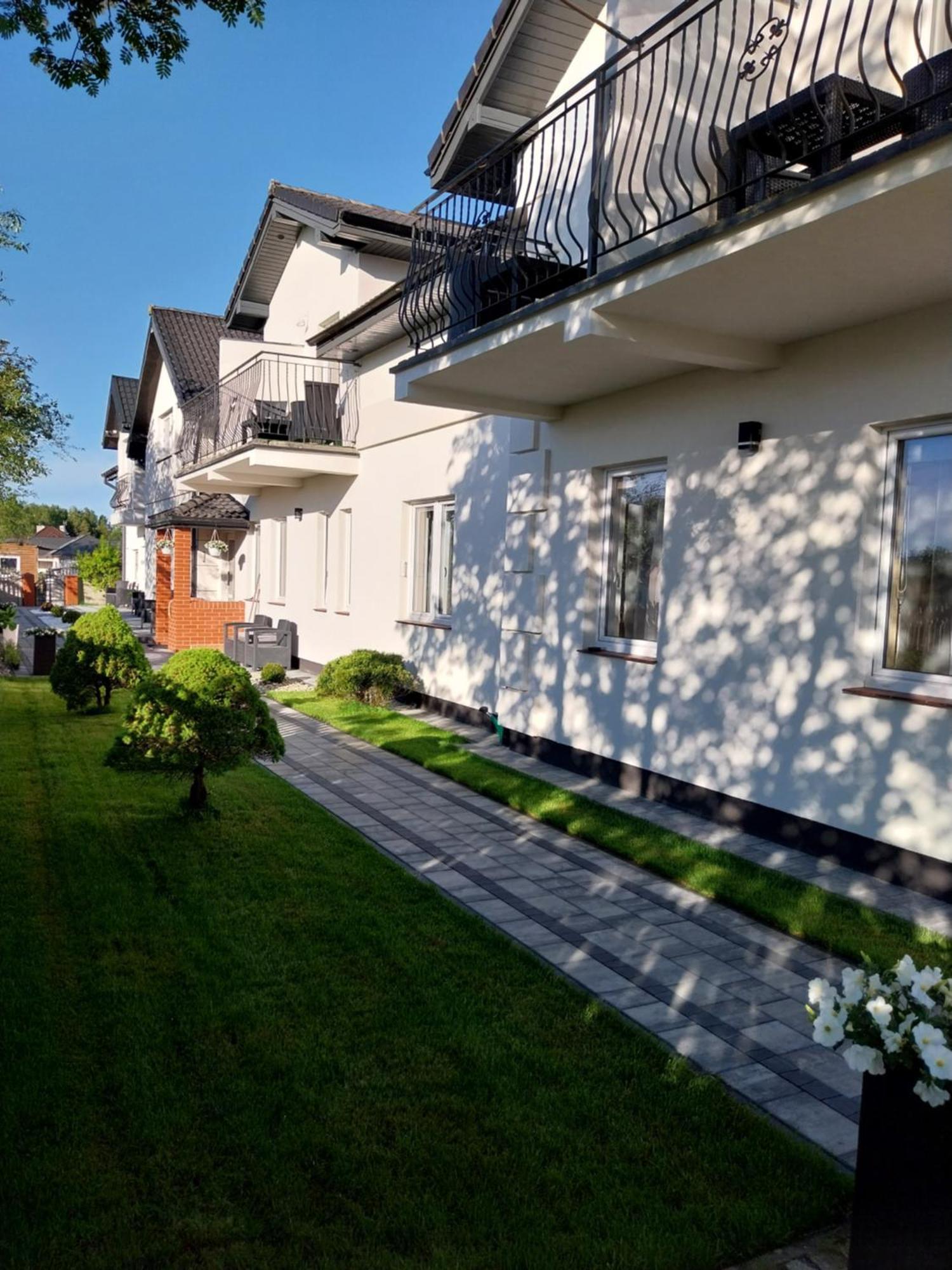 Bed and Breakfast Marmonoli Ustka Esterno foto