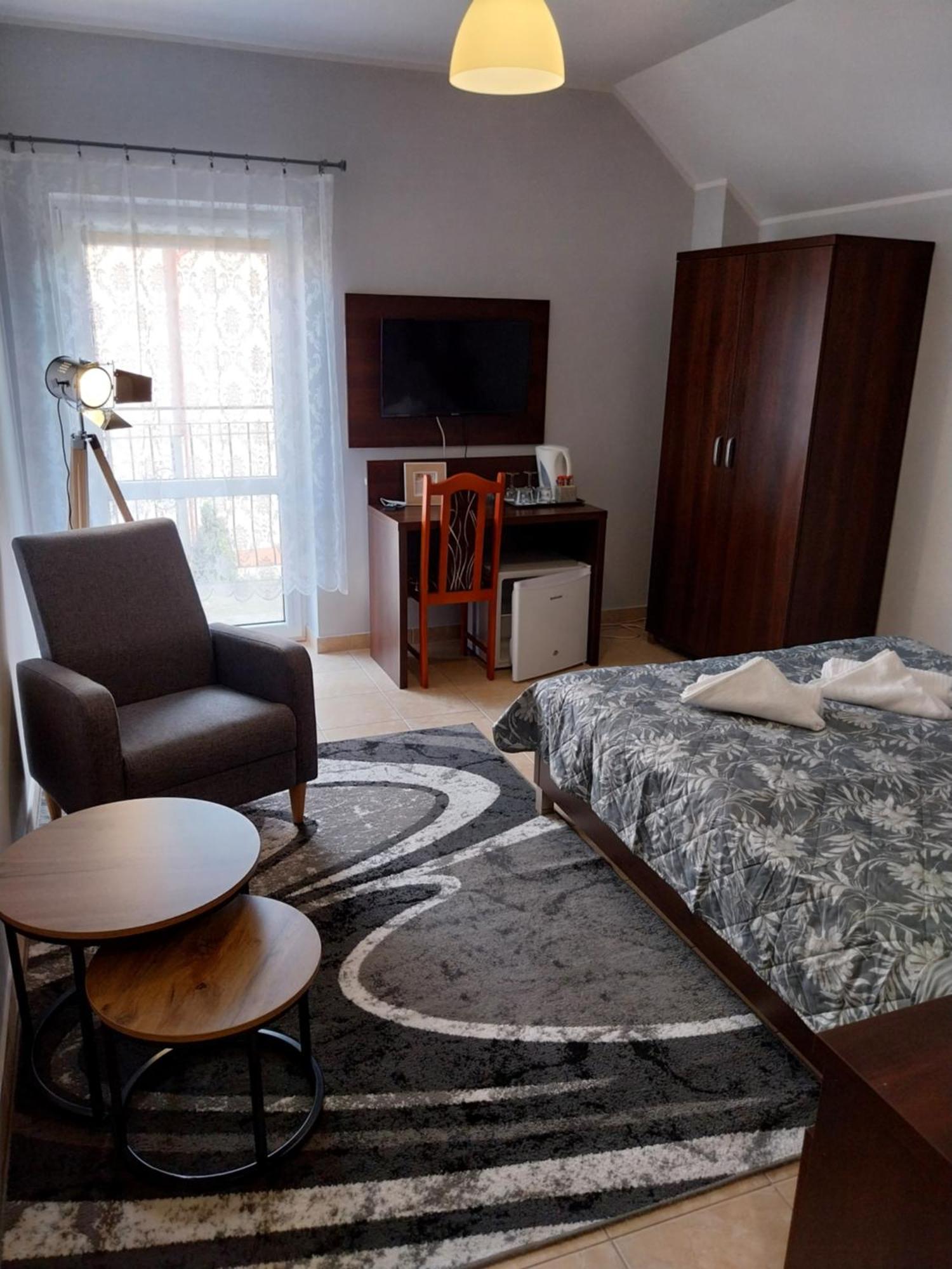 Bed and Breakfast Marmonoli Ustka Esterno foto