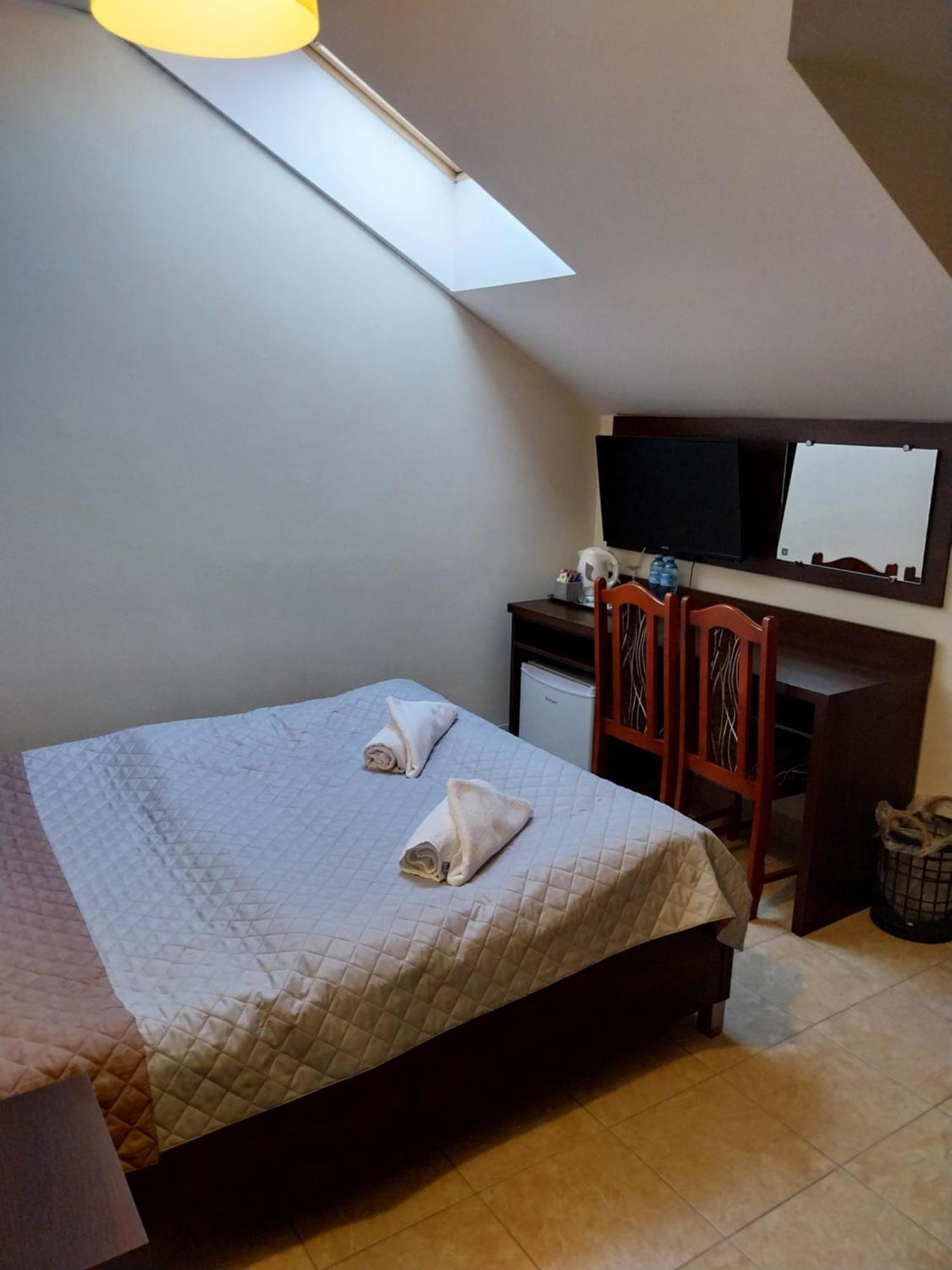 Bed and Breakfast Marmonoli Ustka Esterno foto