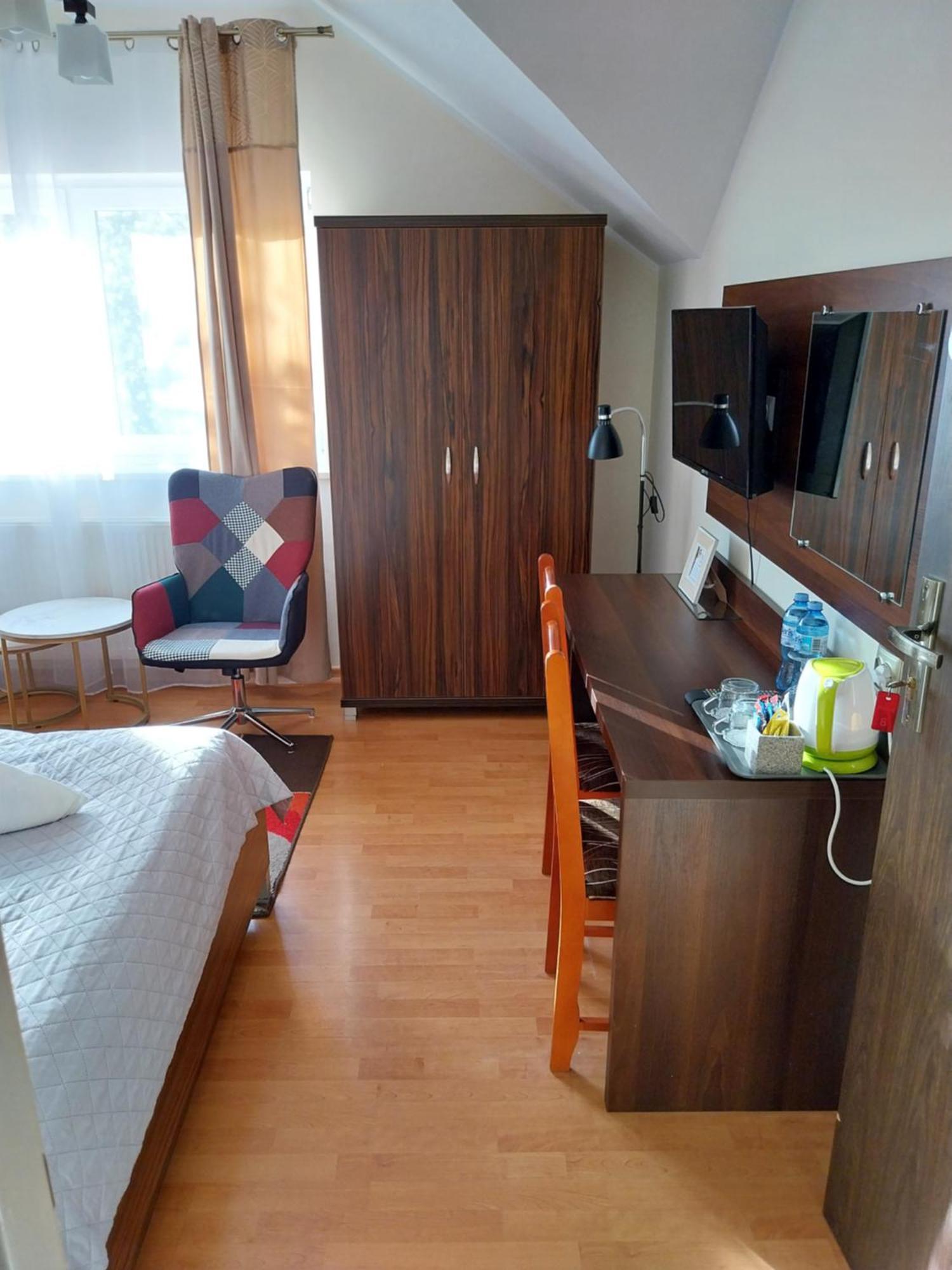 Bed and Breakfast Marmonoli Ustka Esterno foto