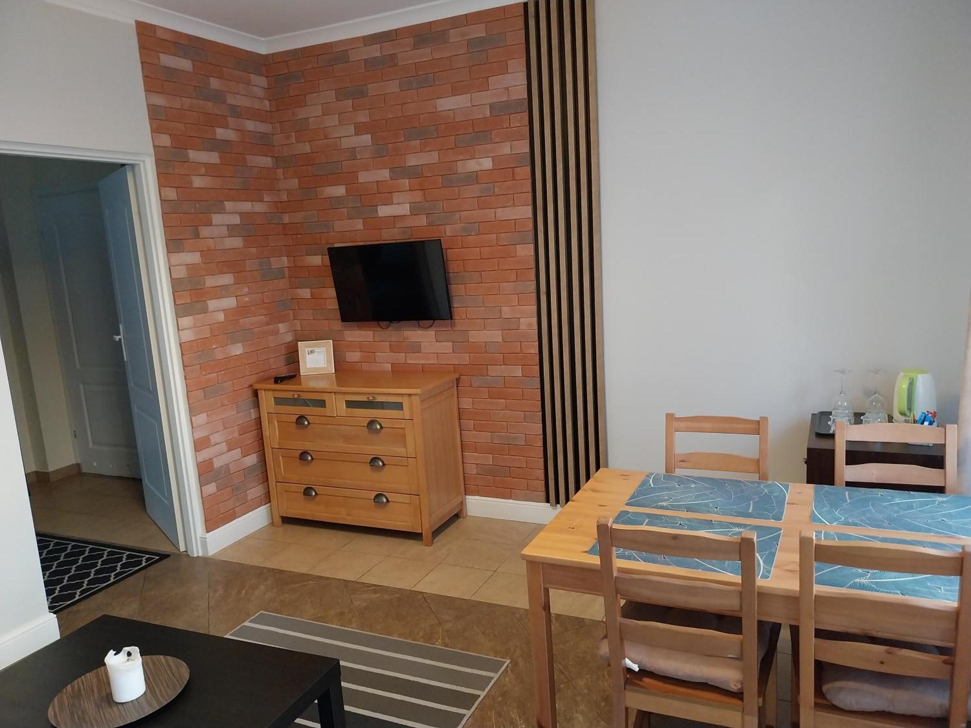 Bed and Breakfast Marmonoli Ustka Esterno foto